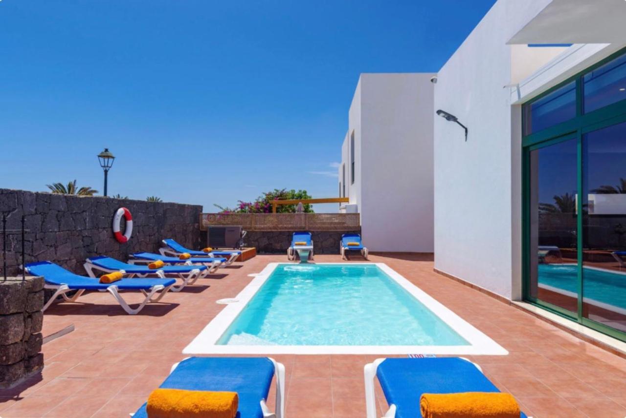 Spacious Private Villa & Private Heated Pool - Villa Sunshine Costa Teguise Buitenkant foto